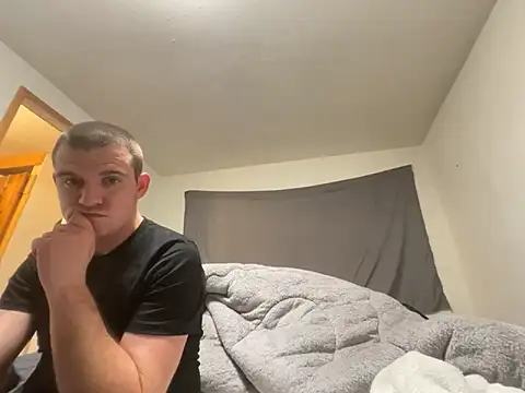 cumitted online show from December 16, 11:36 am