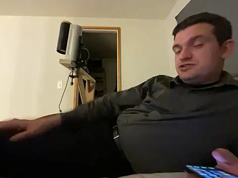 cumitted online show from February 24, 9:54 am