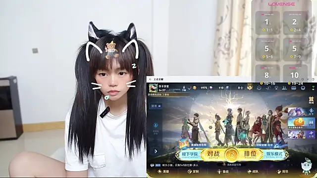 Snapshot of Duolamei chatting on December 14, 6:52 am Duolamei online show from December 14, 6:52 am