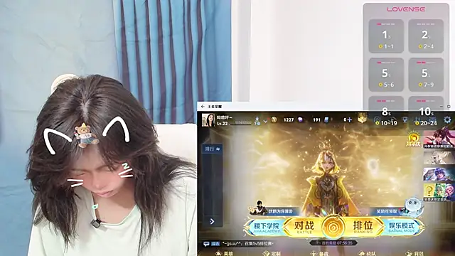 Snapshot of Duolamei chatting on October 13, 4:58 am Duolamei online show from October 13, 4:58 am