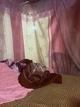 PhanHaa online show from December 4, 12:48 pm