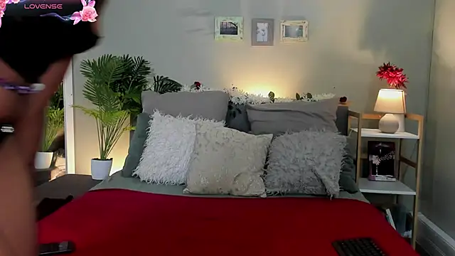 HotStellaaa online show from January 5, 6:11 pm