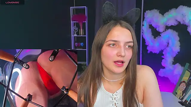 Snapshot of Ann_Perry chatting on October 21, 2:00 am Ann Perry online show from October 21, 2:00 am