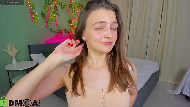 Snapshot of Ann_Perry chatting on October 24, 2:10 am Ann Perry online show from October 24, 2:10 am