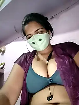 Snapshot of Riya_hot12 chatting on September 26, 4:47 pm Riya hot12 online show from September 26, 4:47 pm