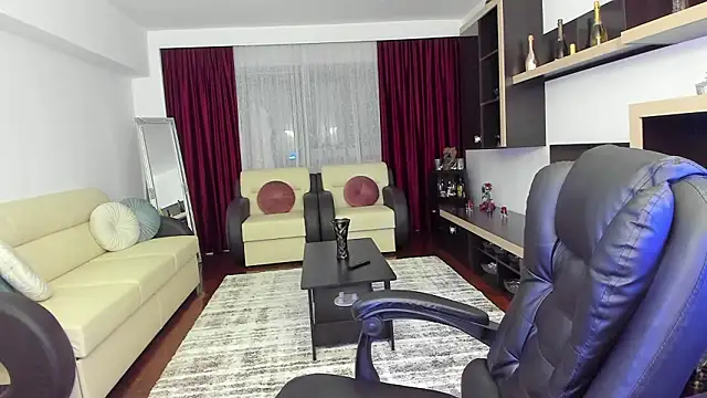 Ella sweety00 online show from February 14, 11:49 pm