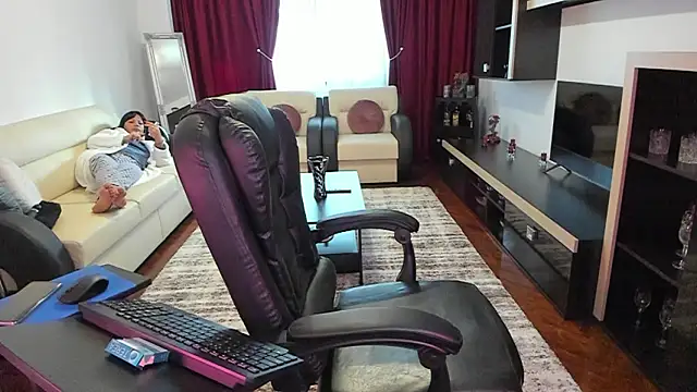 Ella sweety00 online show from March 12, 6:17 am