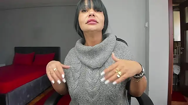 Snapshot of Ella_sweety00 chatting on October 20, 12:27 pm Ella sweety00 online show from October 20, 12:27 pm