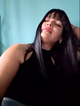 Ella sweety00 online show from April 15, 9:26 am