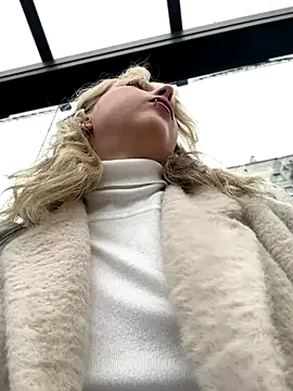 EveLittleSinner online show from October 24, 8:46 am