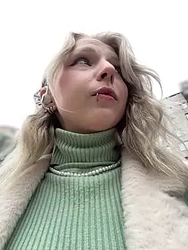 EveLittleSinner online show from October 5, 2:19 pm