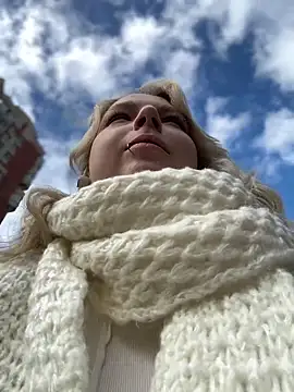 EveLittleSinner online show from September 27, 8:53 am