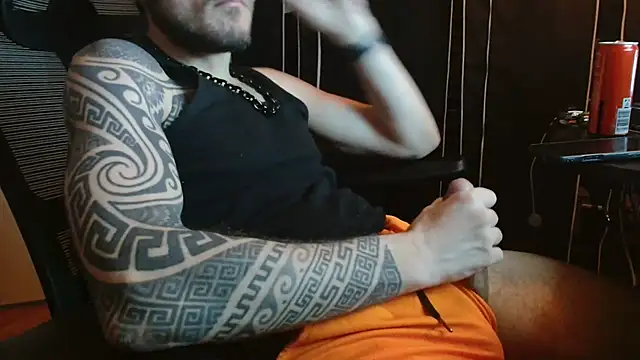 th1  online show from April 16, 12:17 pm