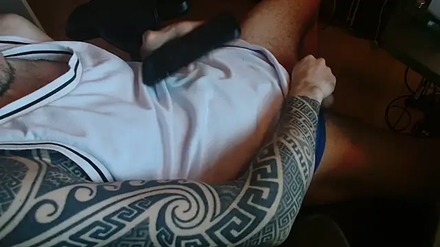 th1  online show from April 8, 12:56 am