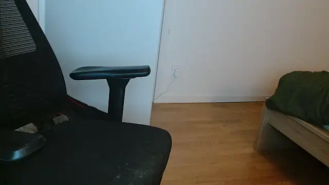 th1  online show from February 26, 4:45 am