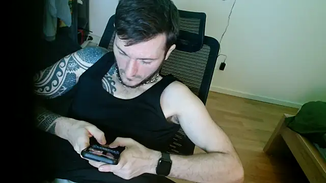 th1  online show from February 15, 6:07 pm