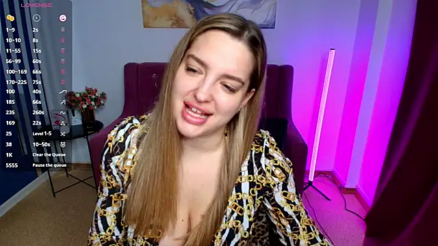 Emma  Ross online show from May 25, 1:49 am