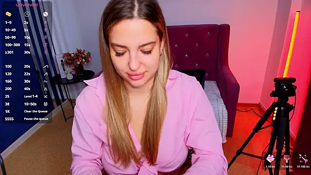Snapshot of Emma__Ross chatting on July 19, 1:58 am Emma Ross online show from July 19, 1:58 am