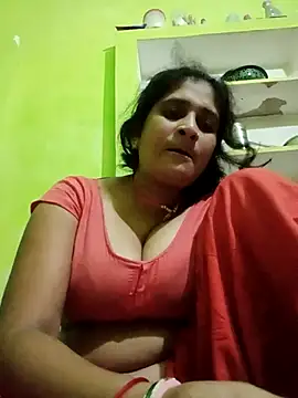 Hot-piuy online show from September 20, 10:15 pm