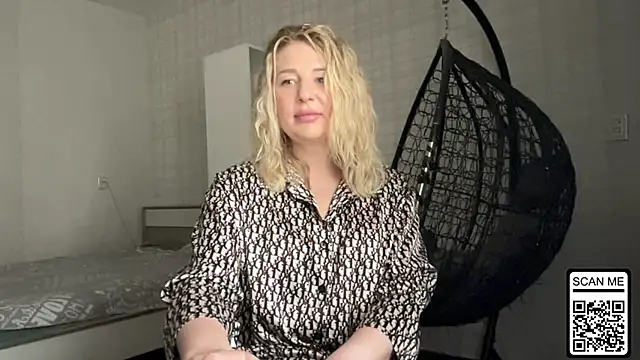 Blondie xoxoxo online show from May 26, 11:41 am