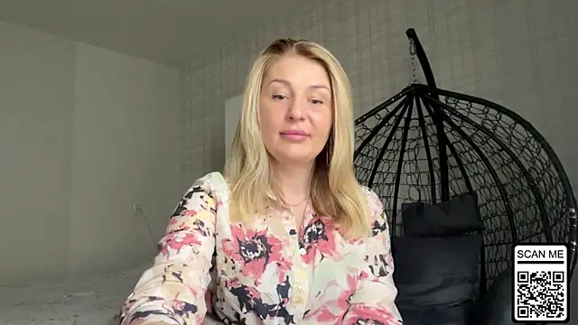 Blondie xoxoxo online show from April 20, 10:07 am