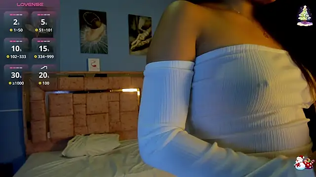 Snapshot of LICKY_LOV chatting on February 4, 3:12 am LICKY LOV online show from February 4, 3:12 am