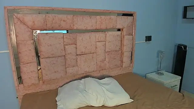 LICKY LOV online show from November 26, 3:17 am