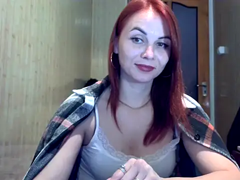 Snapshot of Kisa26311 chatting on October 4, 1:45 pm Kisa26311 online show from October 4, 1:45 pm