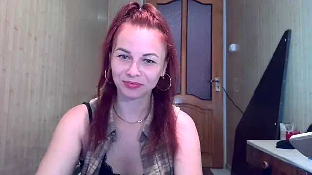 Snapshot of Kisa26311 chatting on September 13, 1:44 pm Kisa26311 online show from September 13, 1:44 pm