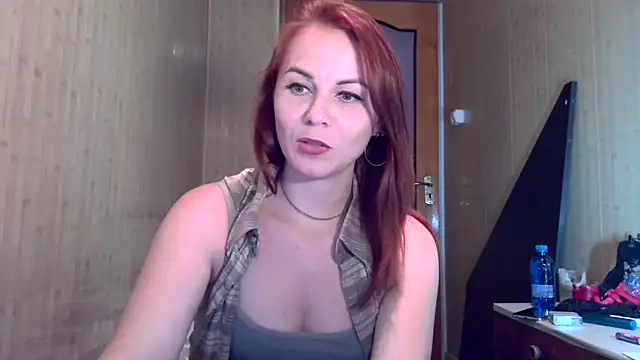 Snapshot of Kisa26311 chatting on September 18, 12:41 pm Kisa26311 online show from September 18, 12:41 pm