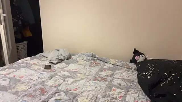 Kitty5348 online show from April 8, 11:33 am