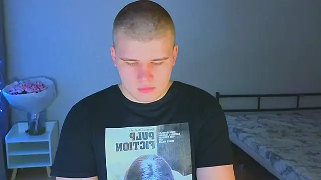 kittenmurr online show from November 7, 6:45 pm