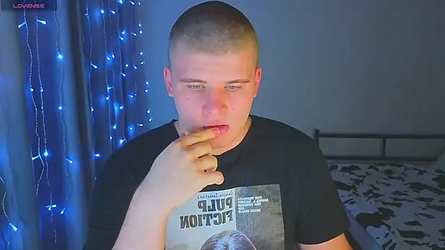 kittenmurr online show from December 2, 3:47 pm