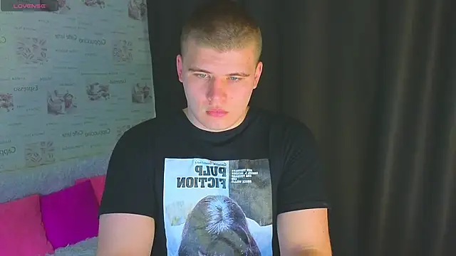 kittenmurr online show from October 16, 4:26 pm