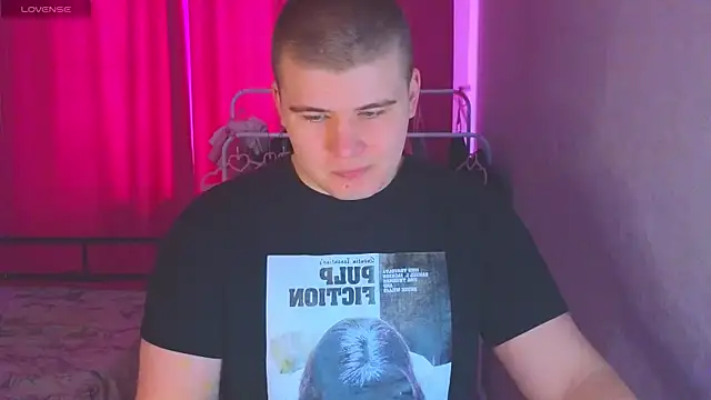 kittenmurr online show from March 5, 5:37 am