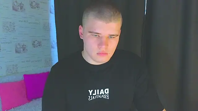 kittenmurr online show from October 4, 12:56 am