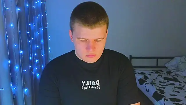 kittenmurr online show from November 28, 9:26 pm