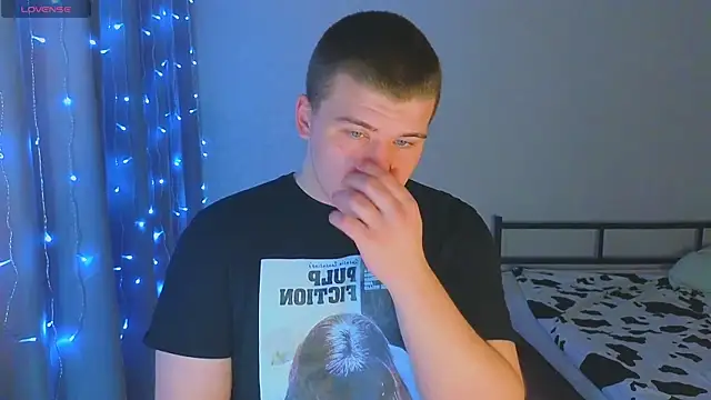 kittenmurr online show from November 29, 1:11 pm