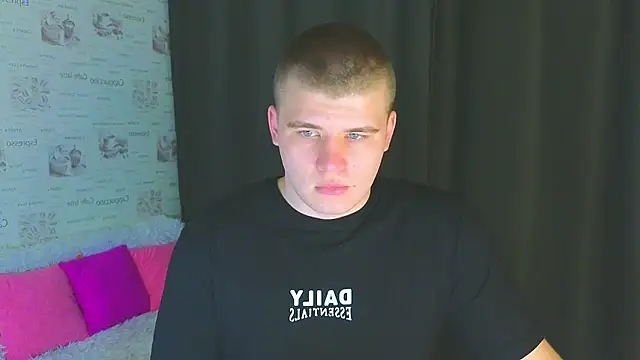 kittenmurr online show from September 24, 6:47 pm