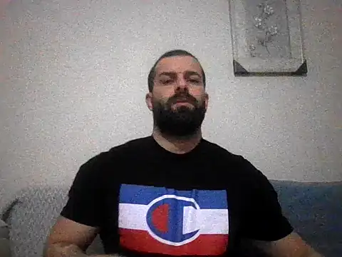 Snapshot of kean2365 chatting on February 2, 10:53 pm kean2365 online show from February 2, 10:53 pm