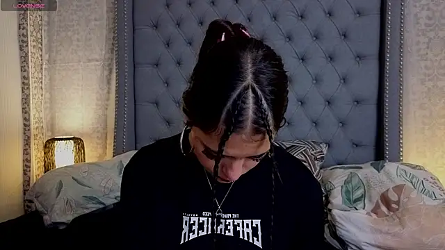 Abby roussee online show from November 14, 4:49 am