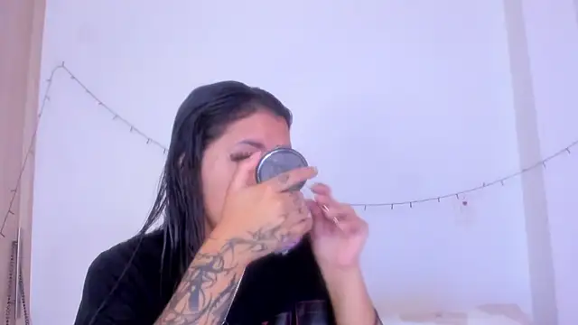 Abby roussee online show from December 3, 11:09 am