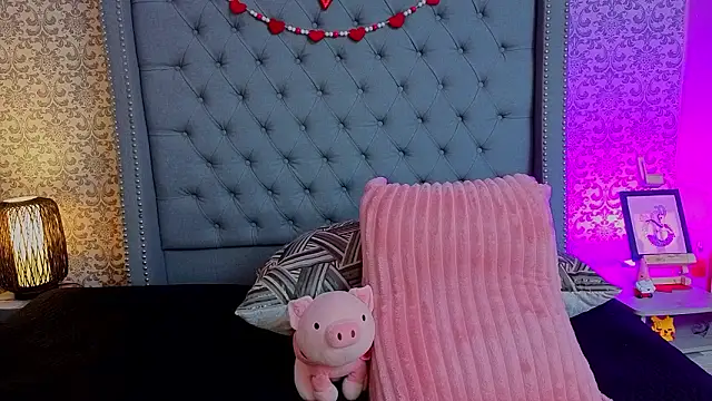 Abby roussee online show from February 16, 10:07 pm