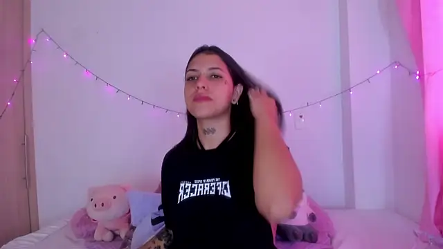 Snapshot of Abby_roussee chatting on September 29, 12:55 pm Abby roussee online show from September 29, 12:55 pm