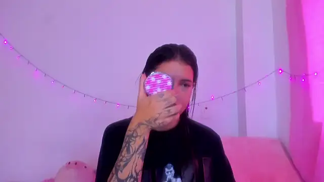 Abby roussee online show from November 5, 1:03 pm