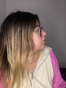 Blair Bunnyy online show from March 13, 6:18 am