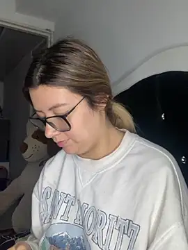 Blair Bunnyy online show from November 29, 9:20 am