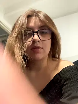 Snapshot of Blair_Bunnyy chatting on September 13, 3:06 am Blair Bunnyy online show from September 13, 3:06 am