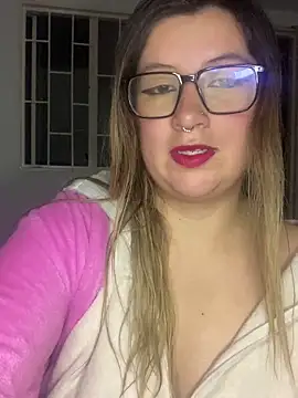 Blair Bunnyy online show from April 2, 3:24 am