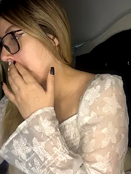 Blair Bunnyy online show from December 2, 7:54 am